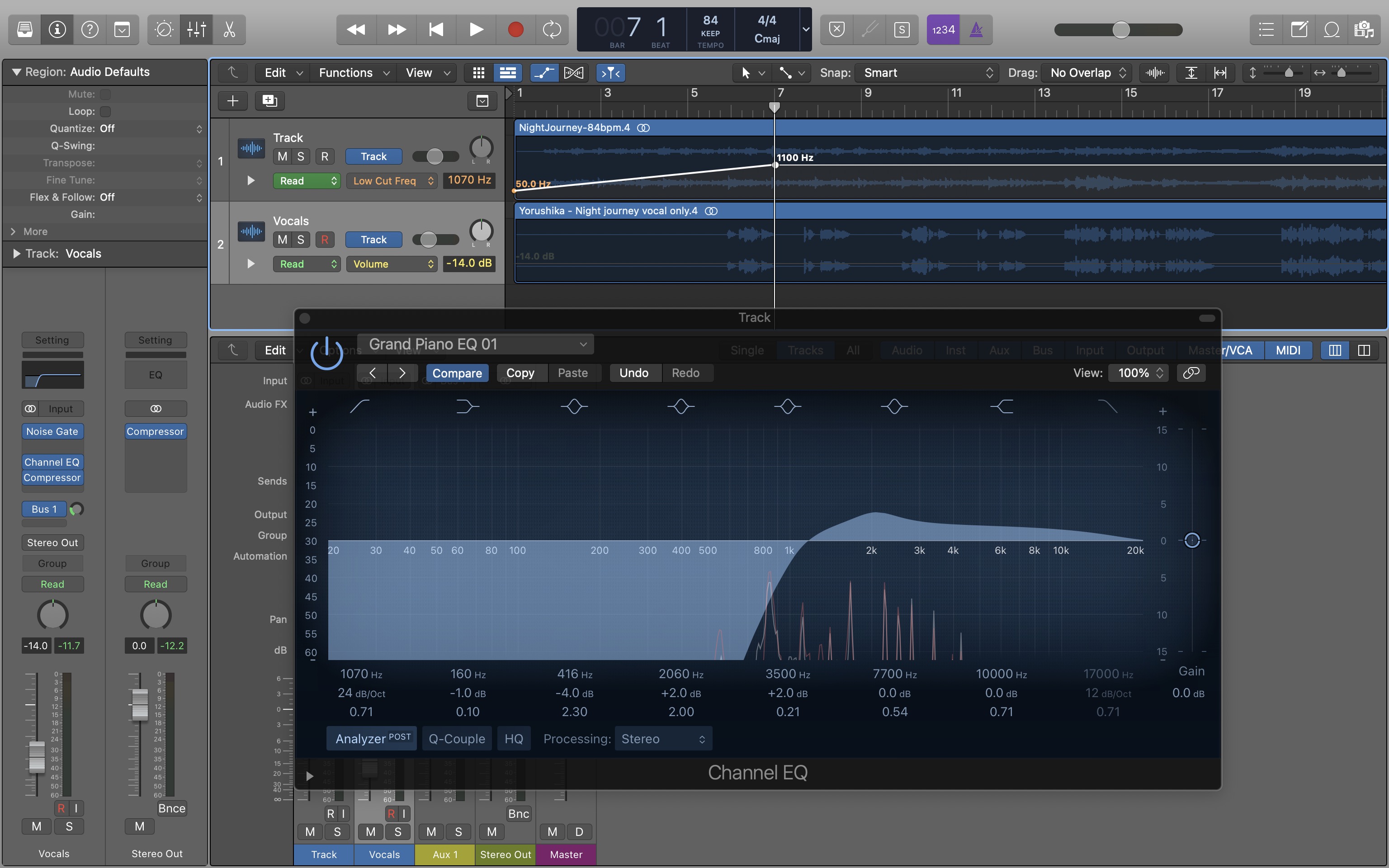 Two automation points in Logic Pro X.