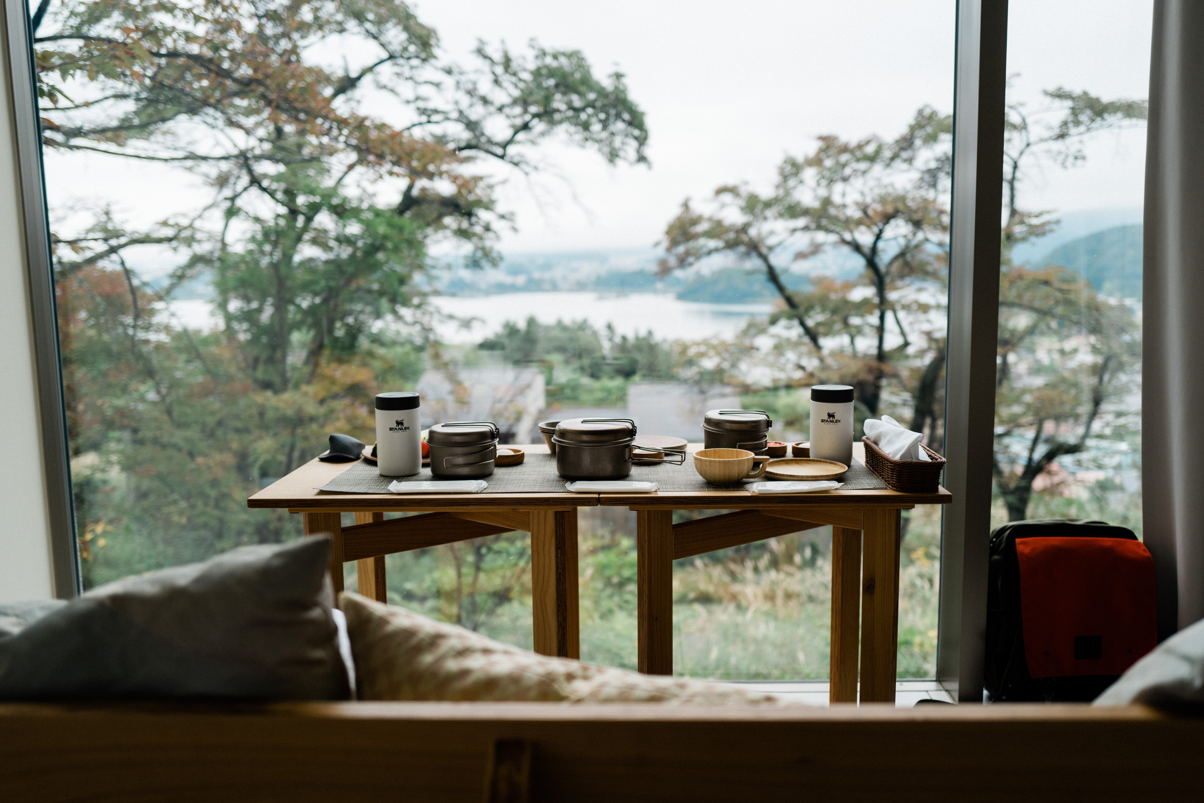 Room service dining at Hoshinoya Fuji.